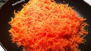 Слоёный салат из печени и шампиньонов