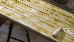 Садовая арка со скамейкой.