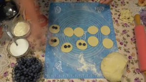 Вареники с тёрном на пару / Вареники з тереном /  Рецепт вареников с ягодами на пару.