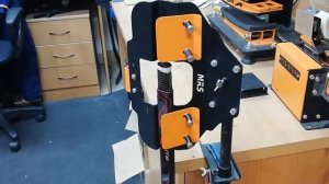 САМЫЙ БЫСТРЫЙ РЕМОНТ ХОККЕЙНОЙ КЛЮШКИ!!