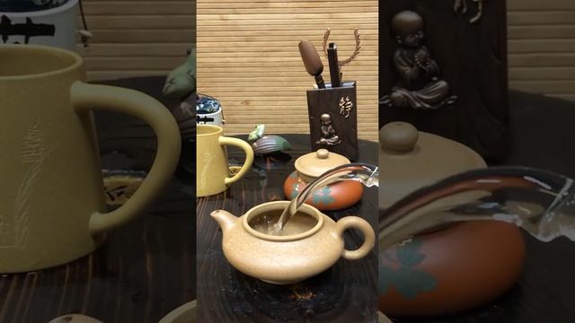 Чайник # 18157, исинская глина, 172 мл./Teapot # 18157, yixing clay, 172 ml.