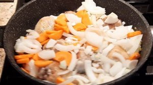 Тушеная курица с картошкой! Семья будет в восторге!