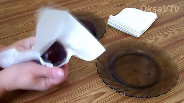 Как почистить свеклу не испачкав рук. how to clean the beets do not stain your hands