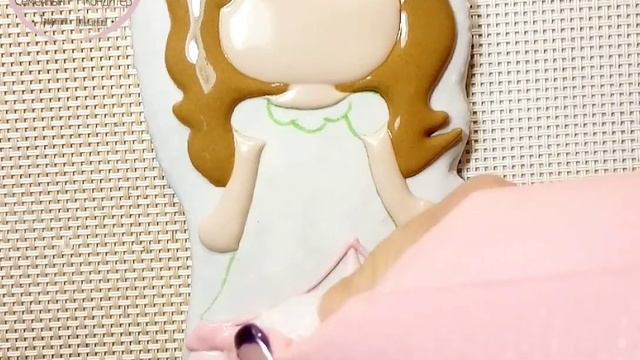 ИМБИРНЫЕ ПРЯНИКИ. Топпер на торт - Принцесса Земляничка смотреть онлайн