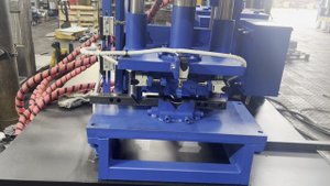 Пресс для V надреза на профиле гидравлическим станком от завода ЧЗМ