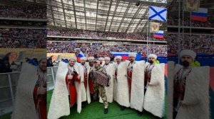 ТРИСТА ТРИДЦАТЬ ТРИ (ВЫСТУПЛЕНИЕ В ЛУЖНИКАХ)