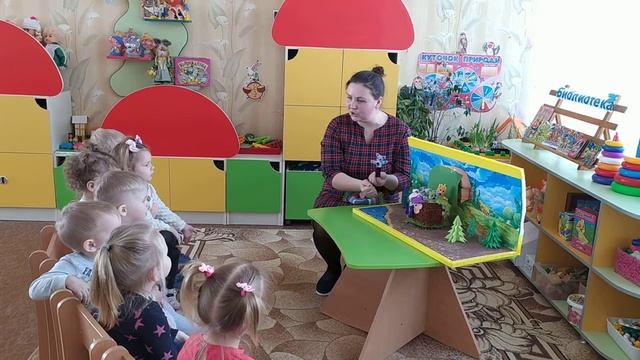Театрализованная деятельность в 1 младшей группе сказка "Теремок" пальчиковый театр. смотреть онлайн