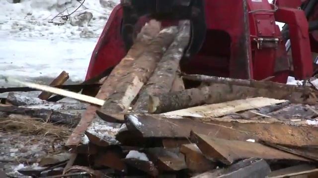 Рубильная машина CH 260 HFC на одноосном шасси T5000 от Farmi Forest (Финляндия)