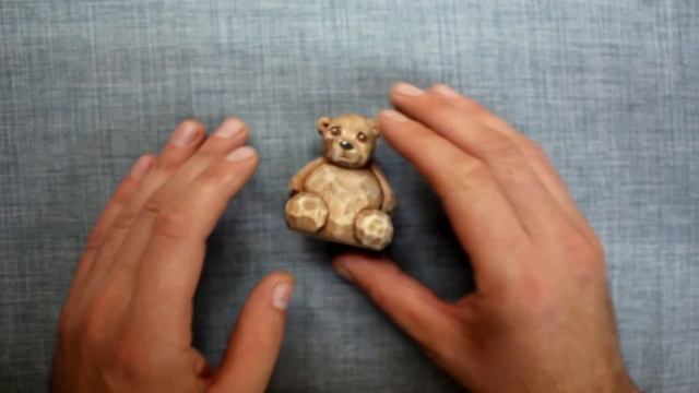 ВЫРЕЗАЕМ ДЕРЕВЯННЫХ МИШЕК смотреть онлайн