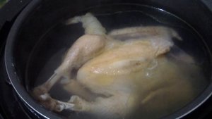 3 блюда из 1 маленькой курицы на всю семью! Шарлотка. Экономное меню на день