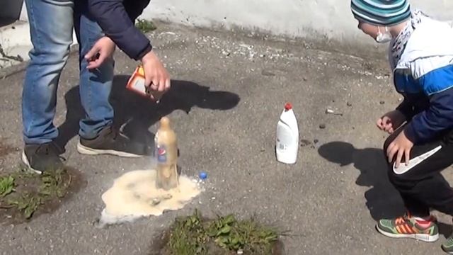 Эксперимент с содой, пепси и фейри! смотреть онлайн