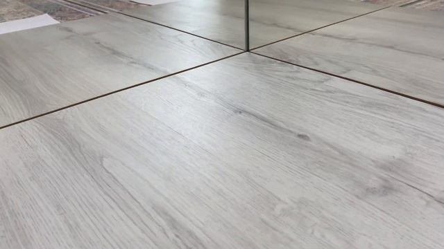 Ламинат Pergo Дуб Серебряный, Планка CLASSIC PLANK L1201-01807 и L0201-01807