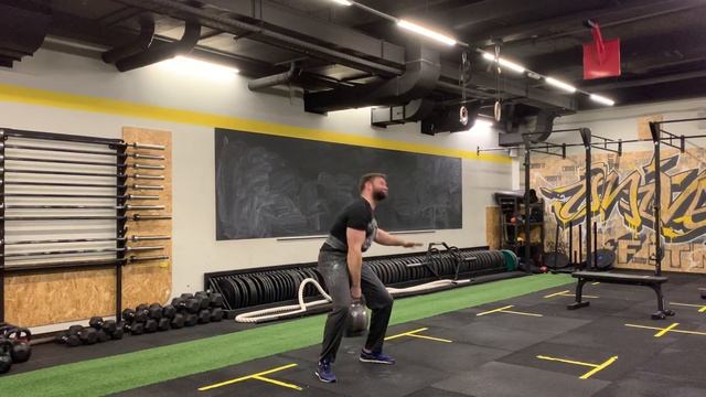 Подрывы гири 70 кг одной рукой смотреть онлайн