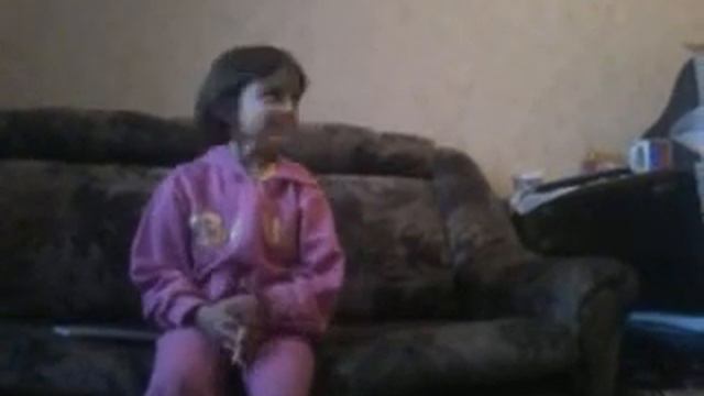 моя дочка , 5 лет поет песню о Морском дьяволе!!! смотреть онлайн