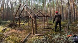 СТРОЮ ХИЖИНУ в ЛЕСУ! Строю ОДИН, ДОМИК в ЛЕСУ 3 ДЕНЬ СТРОЙКИ 2К