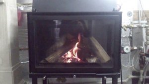 Каминная топка с водяным контуром Жарко AQUA-750 09 кВТ СЗТ