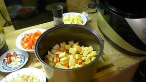 Утка, тушеная с овощами + #Апоговорить