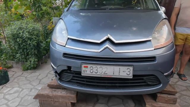 Дымит не едет Citroen C4 Grand Picasso 1.6Hdi смотреть онлайн