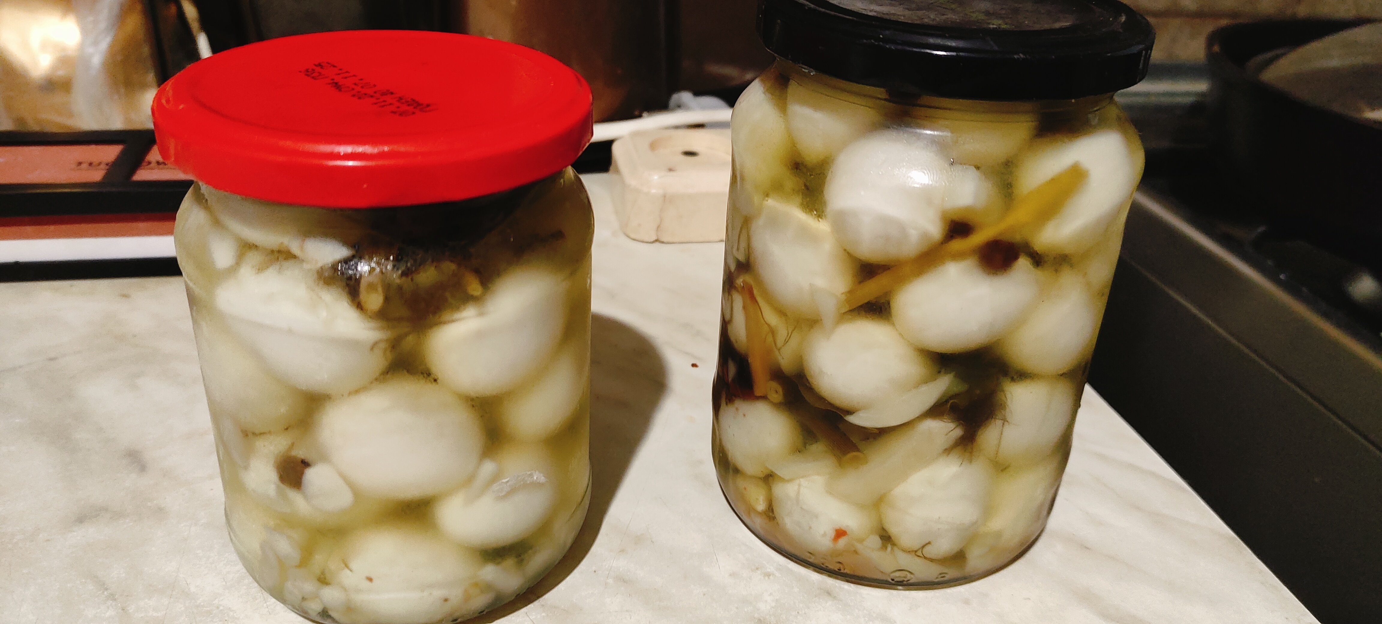 Маринованные перепелиные яйца
