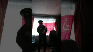 на горе стоял казак