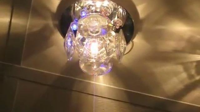 Точечный светильник со светодиодной подсветкой Elvan LED-2007 хром