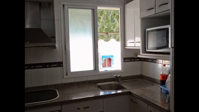 Дешевая 2-х эт. квартира в Аликанте, 80м2, 3 спальни. Цена 29,тыс.евро смотреть онлайн