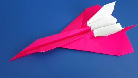 Как сделать самолет из бумаги. Ручная работа. Оригами.
