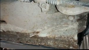 Как выглядит днище автомобиля? 13-ти летний Outlander XL