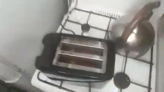 Тостер из магнита смотреть онлайн