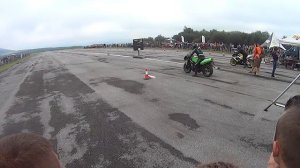 Kawasaki zx 9 r vs Honda 929