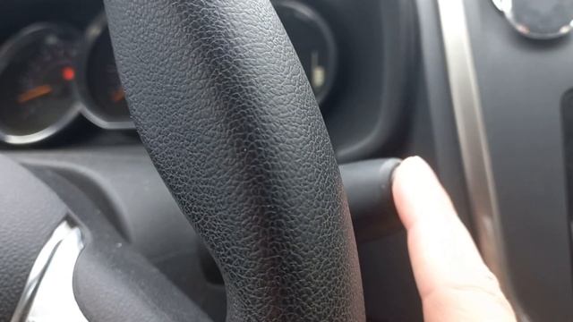 Рено Логан 2, загорелась оранжевая пила. смотреть онлайн