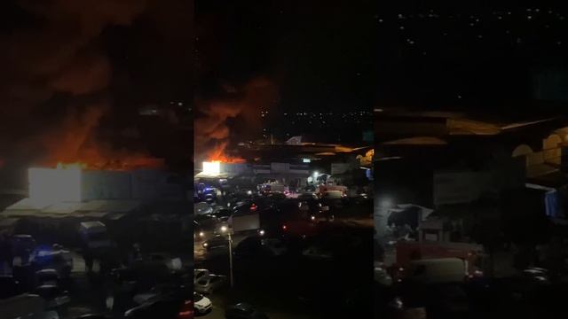 В Ростове-на-Дону горит вещевой рынок «Темерник»