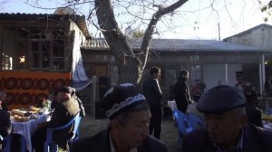 Фуркат Мастонов поёт на туе, 14.11.2013  643