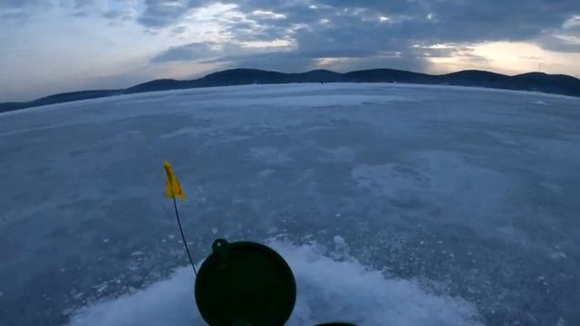 ОТДЫХ И РЫБАЛКА НА ОЗЕРЕ ТАВАТУЙ. ЗАКРЫЛ ЗИМНИЙ СЕЗОН. ИЛИ КАК Я ЗАГОРАЛ В АПРЕЛЕ НА УРАЛЕ !!! смотреть онлайн