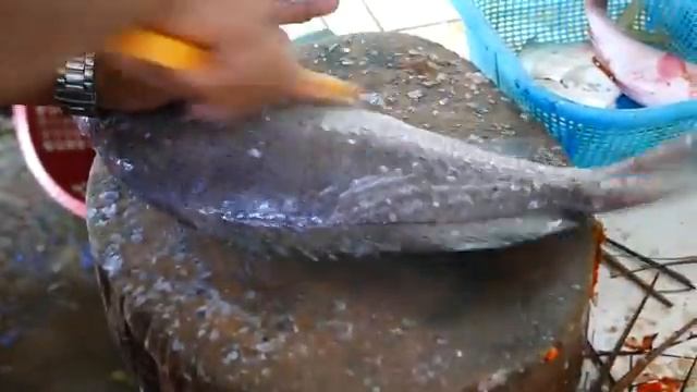Малазийская уличная еда - Лобстеры и рыбный рынок Кота-Кинабалу морепродукты Малайзия