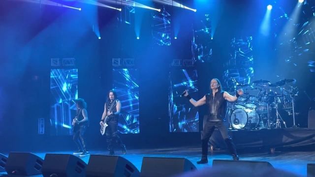 КИПЕЛОВ. XX лет группе. I часть (Crocus City Hall, 03.12.22) смотреть онлайн