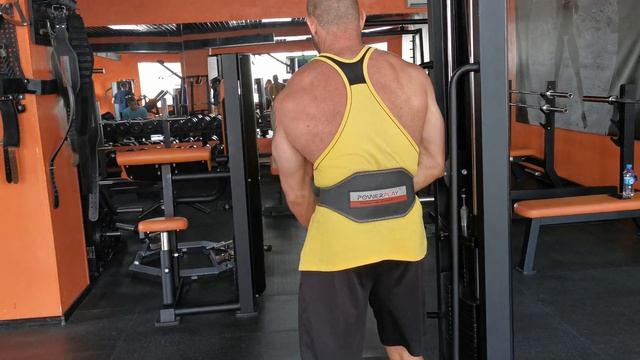 Отведение руки в сторону через нижний блок смотреть онлайн