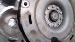 Как стучит маховик на AUDI