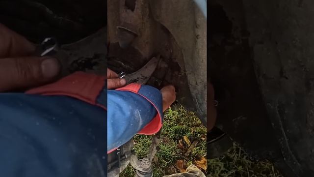 Замена тормозного шланга ВАЗ 2106 – смотреть онлайн видео от Ремонт с ...