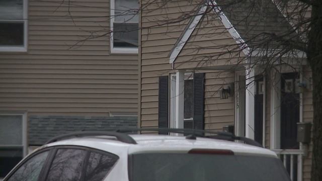 South Portland places moratorium on some evictions, rent increases смотреть онлайн