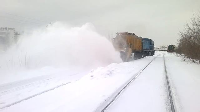 Очистка жд. путей от снега смотреть онлайн