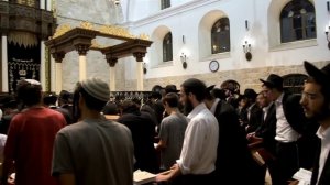 9 Ава, молитва в синагоге Бейт Яаков ("Хурва")