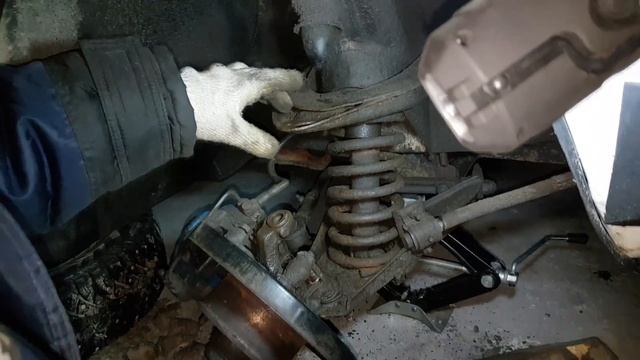 По Науке 14 - Замена Шаровых опор на ВАЗ 2106 смотреть онлайн