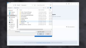 После обновления iOS 15 черный экран на айфоне но он работает,что делать?