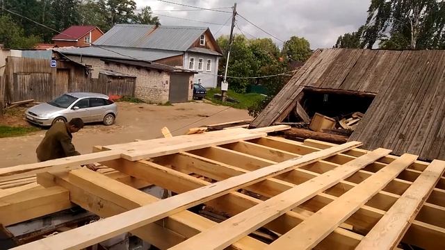 Сруб, пристрой к дому. 7 день работы.