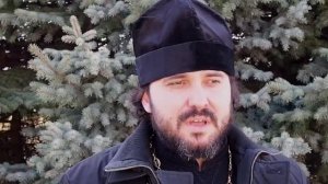 Искусственные цветы на кладбищах, это наша общая катастрофа
