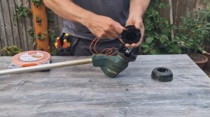 Brush cutter / grass trimmer line replacement Makita