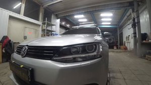 Volkswagen Jetta установка биксеноновых линз