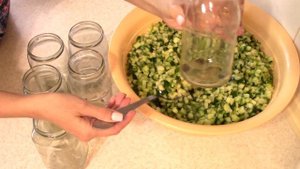 Маринованные огурцы для салатов-кубиками. Заготовка на зиму