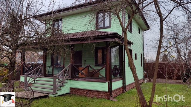 Деревянная веранда с мягкими (жидкими, гибкими) окнами